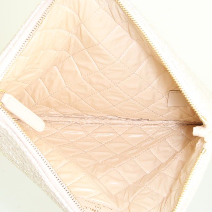 Chanel Deauville pouch in beige jersey canvas - Detail D2