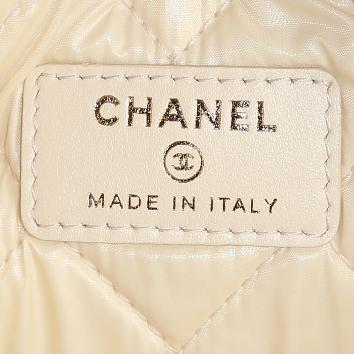 Chanel Deauville pouch in beige jersey canvas - Detail D3