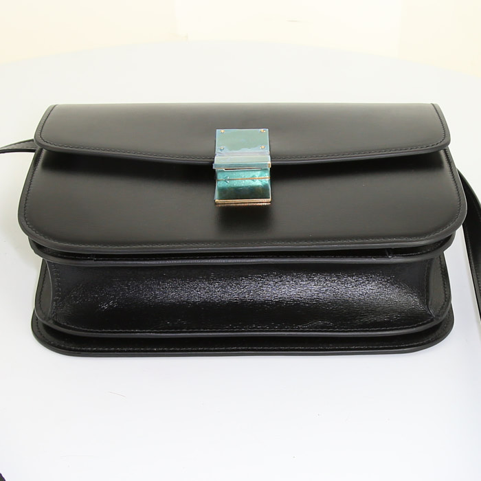 Celine Classic Box handbag in black box leather - Detail D4