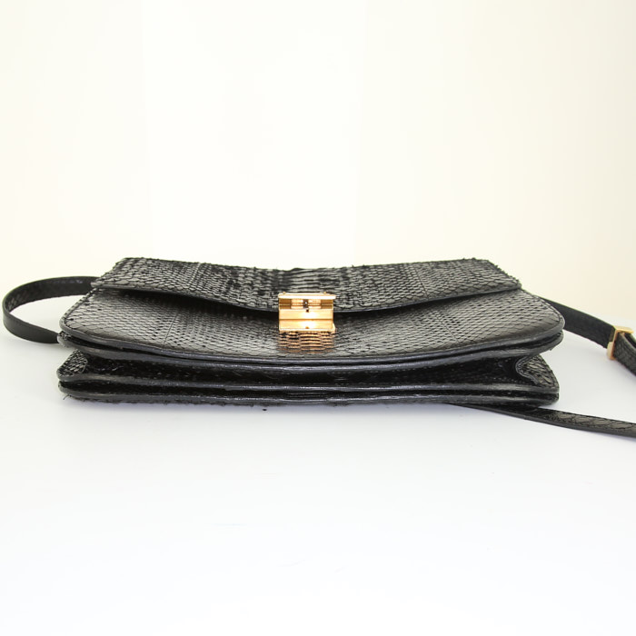Bolso Celine Classic Box en piel de pitón negra - Detail D4
