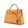 Hermes Kelly 32 cm handbag in gold ostrich leather - 00pp thumbnail