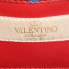 Bolso bandolera Valentino Garavani Rockstud Camera en cuero rojo - Detail D3 thumbnail
