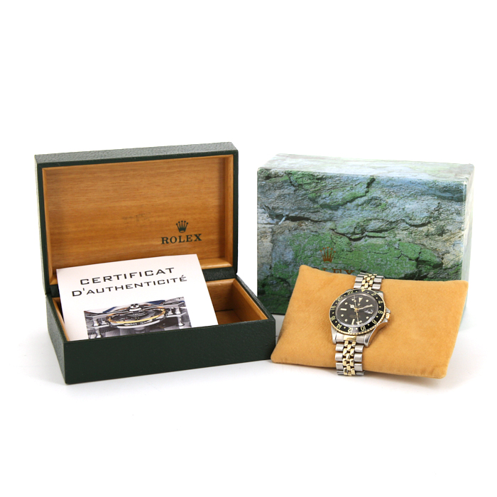 Montre Rolex GMT-Master en acier et or jaune 14k Ref :  1675 Vers  1978 - Detail D2