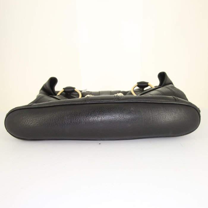 Bulgari Leoni handbag in black grained leather - Detail D5