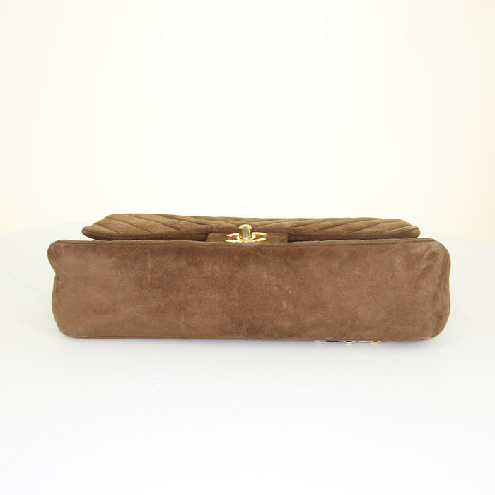 Borsa Chanel Timeless in camoscio marrone cioccolato con motivo a spina di pesce - Detail D5