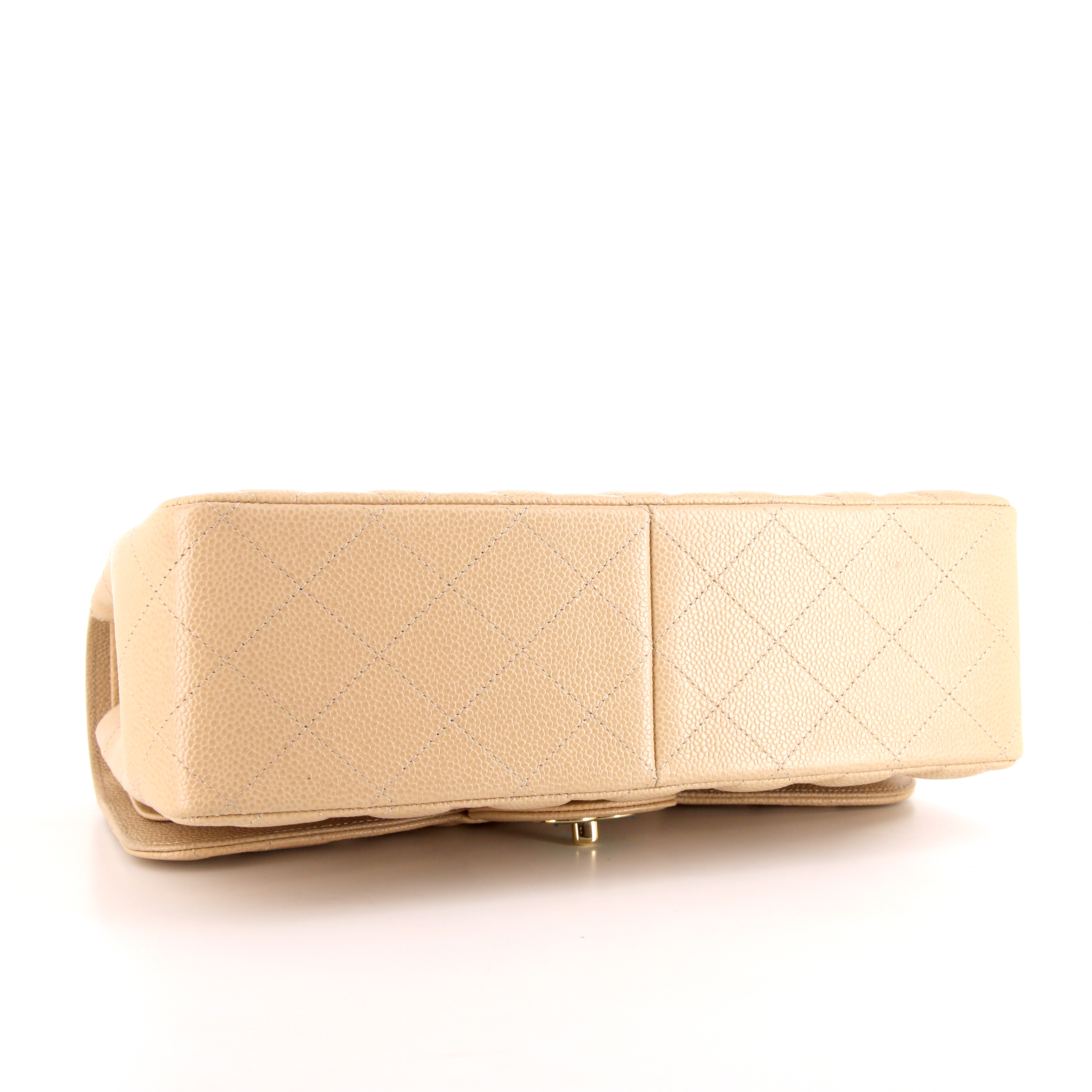 Sac bandoulière Chanel Timeless jumbo en cuir grainé matelassé beige - Detail D5