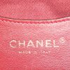Bolso de mano Chanel Just Mademoiselle en cuero acolchado negro - Detail D3 thumbnail