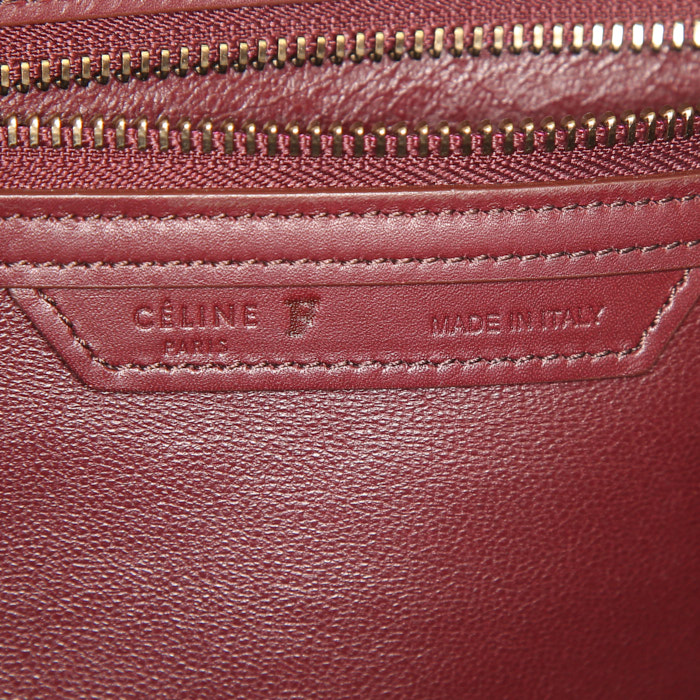 Sac à main Celine Luggage Micro petit modèle en cuir bordeaux et rouge - Detail D3