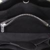 Sac cabas Louis Vuitton Passy en cuir épi noir - Detail D2 thumbnail