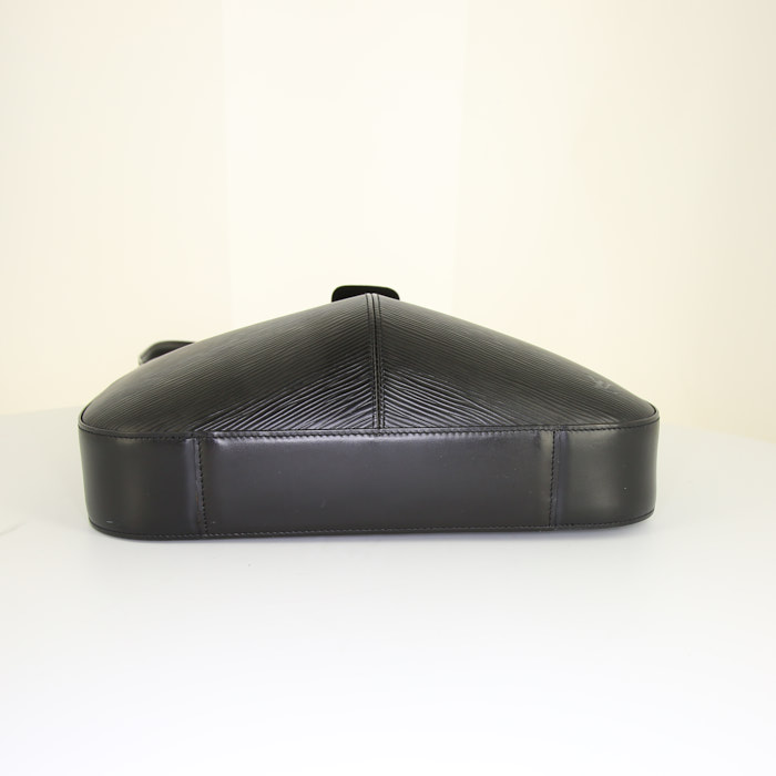 Sac porté épaule ou main Louis Vuitton Rêverie en cuir épi noir et plexiglas noir - Detail D4
