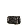 Bolso bandolera Chanel en cuero negro - 00pp thumbnail