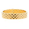 Chanel Matelassé large model bracelet in yellow gold - 00pp thumbnail