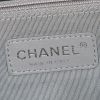 Chanel Boy shoulder bag in grey shagreen and grey leather - Detail D4 thumbnail
