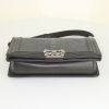 Chanel Boy shoulder bag in grey shagreen and grey leather - Detail D5 thumbnail