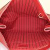 Bolso de mano Louis Vuitton Spontini en cuero monogram huella rojo - Detail D2 thumbnail