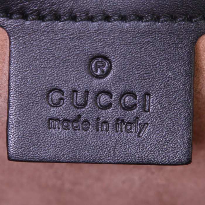 Gucci Sylvie small model shoulder bag in black leather - Detail D4