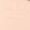 Porte-monnaie Louis Vuitton en cuir verni monogram beige - Detail D2 thumbnail