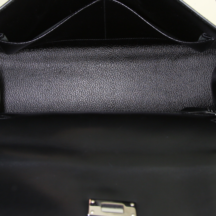 Sac à main Hermes Kelly 32 cm en cuir box noir - Detail D3