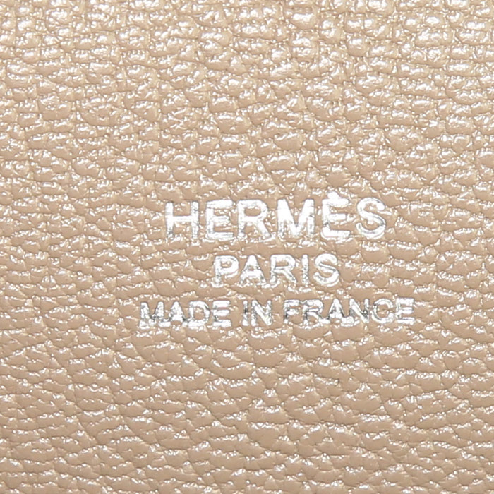 Sac bandoulière Hermes Jypsiere 28 cm en cuir togo étoupe - Detail D3