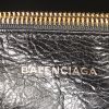 Sac à main Balenciaga Blanket Square grand modèle en cuir noir - Detail D4 thumbnail