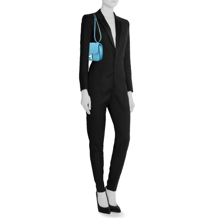 Bolso bandolera Hermes Constance pequeño en cuero swift azul du nord - Detail D1