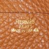 Hermès Béarn wallet in gold togo leather - Detail D3 thumbnail