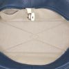 Hermes Victoria handbag in blue togo leather - Detail D2 thumbnail