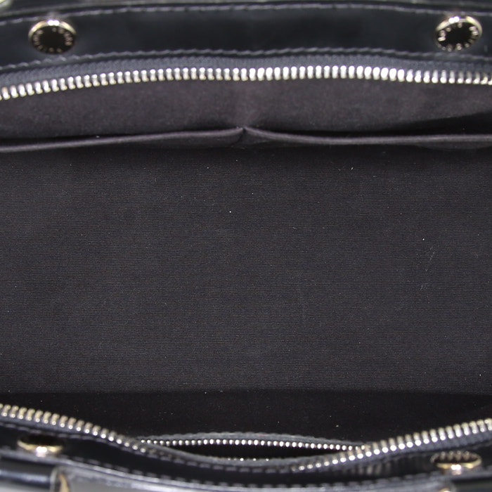 Louis Vuitton Brea handbag in black epi leather - Detail D3