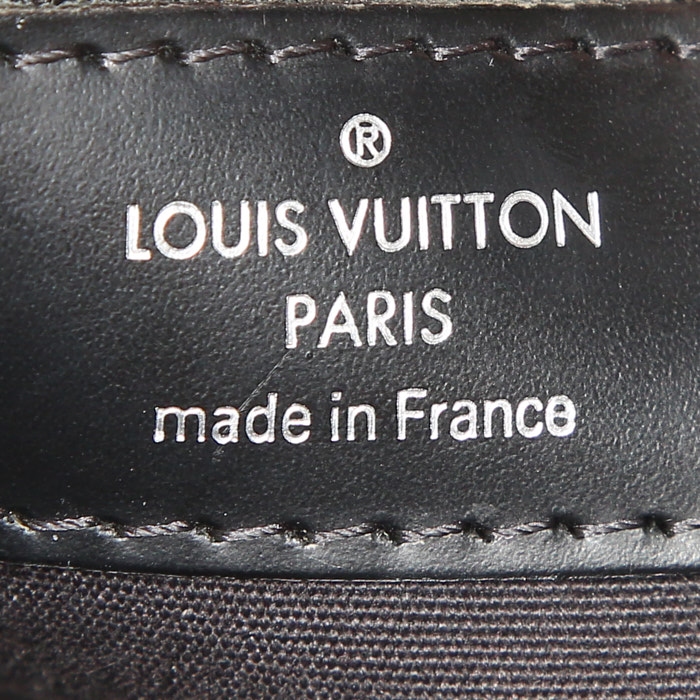 Louis Vuitton Brea handbag in black epi leather - Detail D4