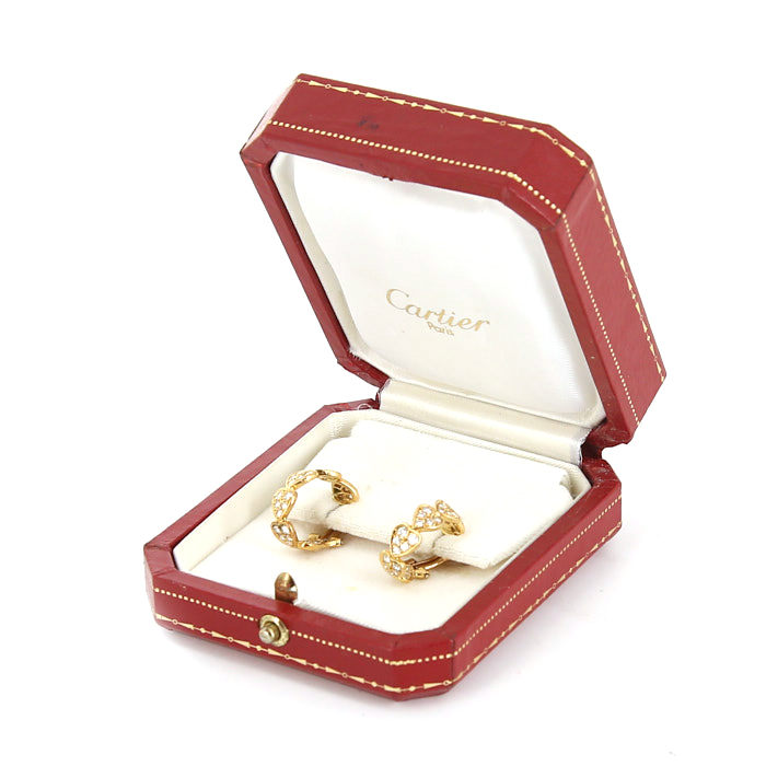 Paire de petites créoles Cartier en or jaune et diamants - Detail D2