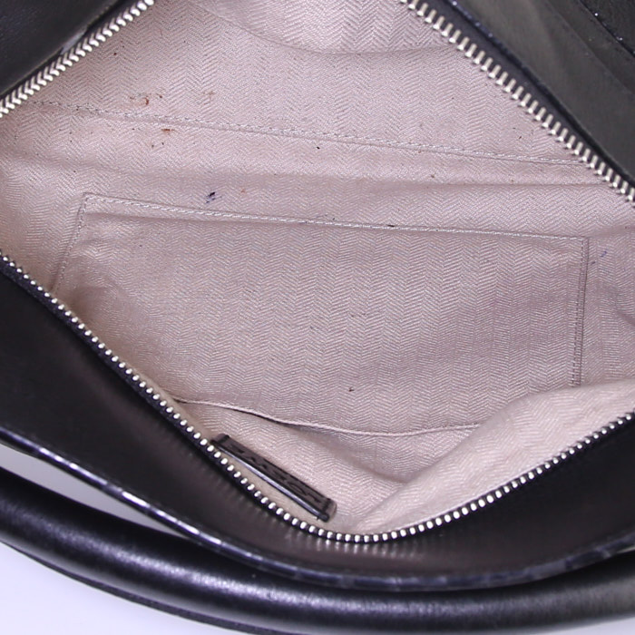 Loewe Puzzle medium model shoulder bag in black leather - Detail D3