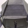 Bolso bandolera Loewe Military Messenger en cuero granulado caqui y negro - Detail D2 thumbnail