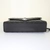 Saint Laurent Enveloppe handbag in black leather - Detail D5 thumbnail