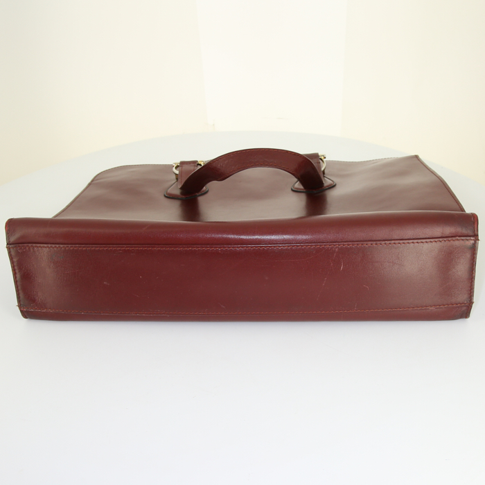 Cartier Vintage bag worn on the shoulder or carried in the hand in burgundy leather - Detail D4