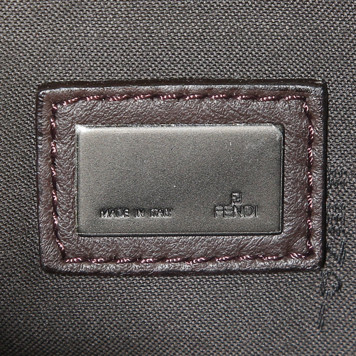 Bolso Fendi Zucca en lona Monogram y charol marrón - Detail D3