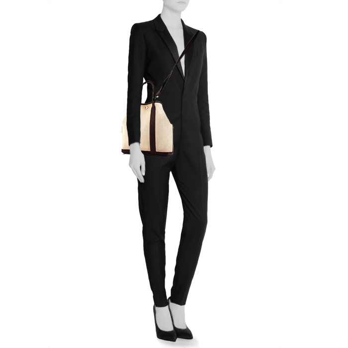 Sac cabas Hermes Garden en toile beige et cuir marron - Detail D2