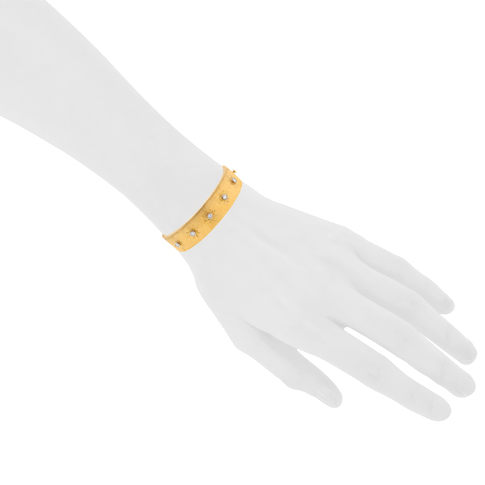 Buccellati Macri Classica large model bracelet in yellow gold, white gold and diamonds - Detail D1