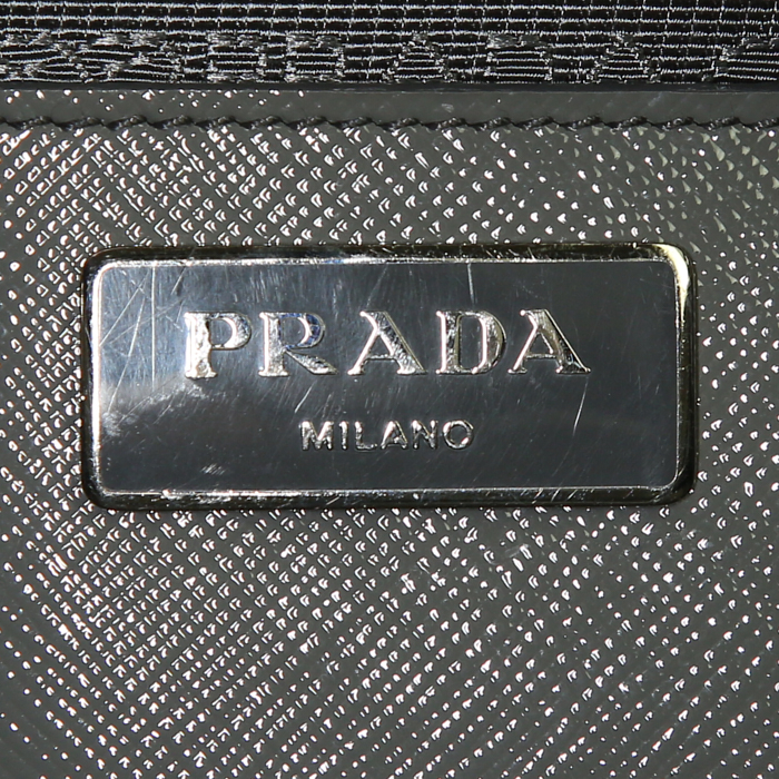 Bolso bandolera Prada Galleria en charol gris - Detail D5