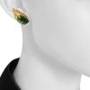Vintage earrings in yellow gold and green aventurine - Detail D1 thumbnail