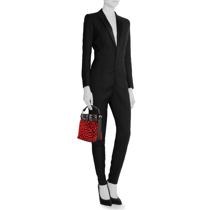 Sac bandoulière Saint Laurent Emmanuelle en poulain rose et cuir noir - Detail D1