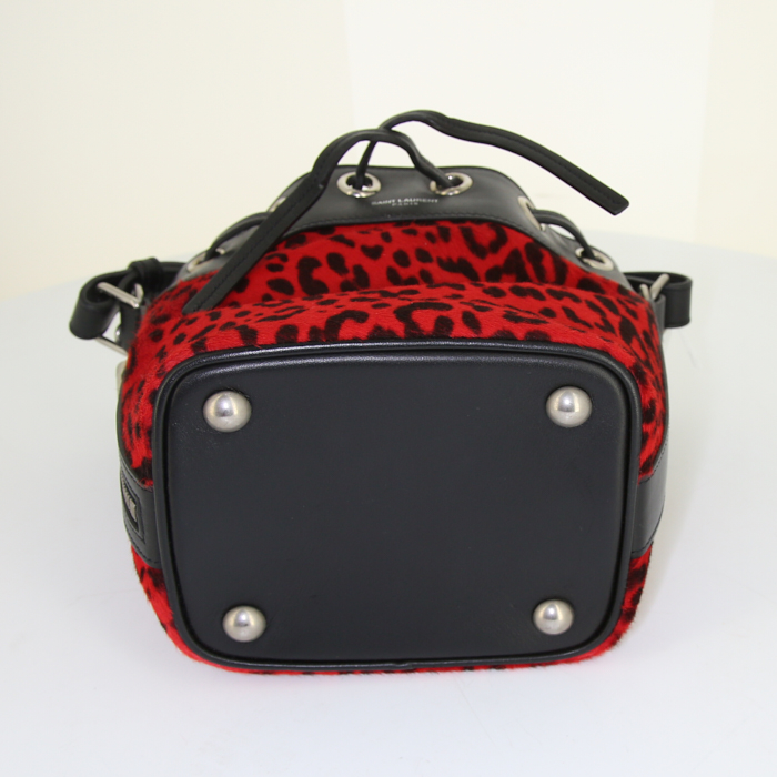 Bolso bandolera Saint Laurent Emmanuelle en piel de potro rosa y cuero negro - Detail D5