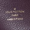 Bolso para llevar al hombro o en la mano Louis Vuitton Audacieuse en cuero monogram huella violeta y ante violeta - Detail D4 thumbnail