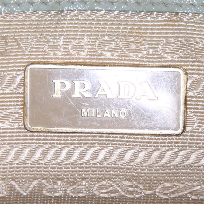 Sac à main Prada Galleria petit modèle en cuir saffiano vert-d'eau - Detail D4