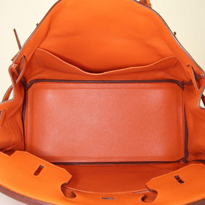 Hermes Birkin 35 cm handbag in orange togo leather - Detail D2