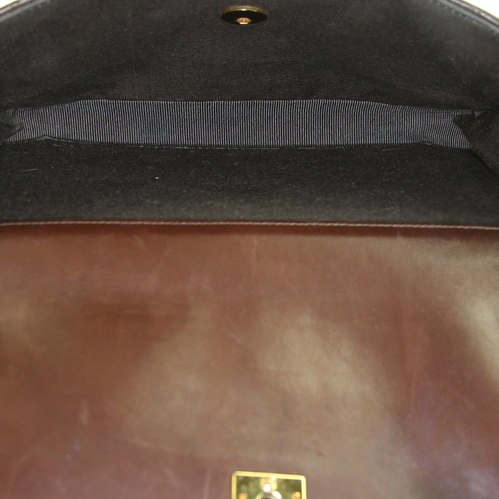 Sac bandoulière Chanel Vintage en cuir matelassé marron - Detail D2