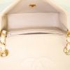 Bolso bandolera Chanel Mini Timeless en cuero acolchado beige - Detail D2 thumbnail