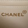 Borsa a tracolla Chanel Mini Timeless in pelle trapuntata beige - Detail D3 thumbnail