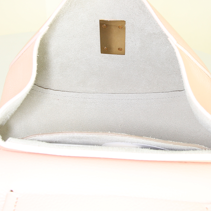 Chloé Drew shoulder bag in pink grained leather - Detail D5