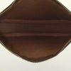 Pochette Louis Vuitton Pochette accessoires en toile monogram marron et grise et cuir naturel - Detail D2 thumbnail
