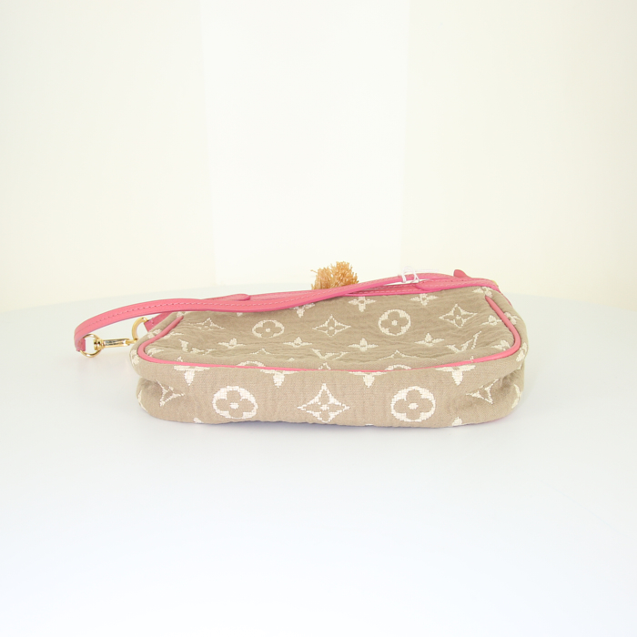 Louis Vuitton Sabbia pouch in beige monogram canvas and pink leather - Detail D4